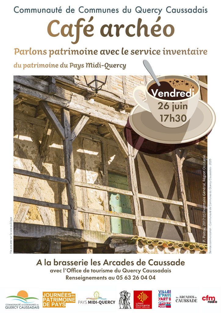 Façade avec une tasse de café