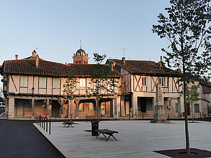 Place royale de Réalville