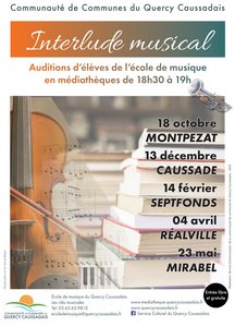 Violon et pile de livres